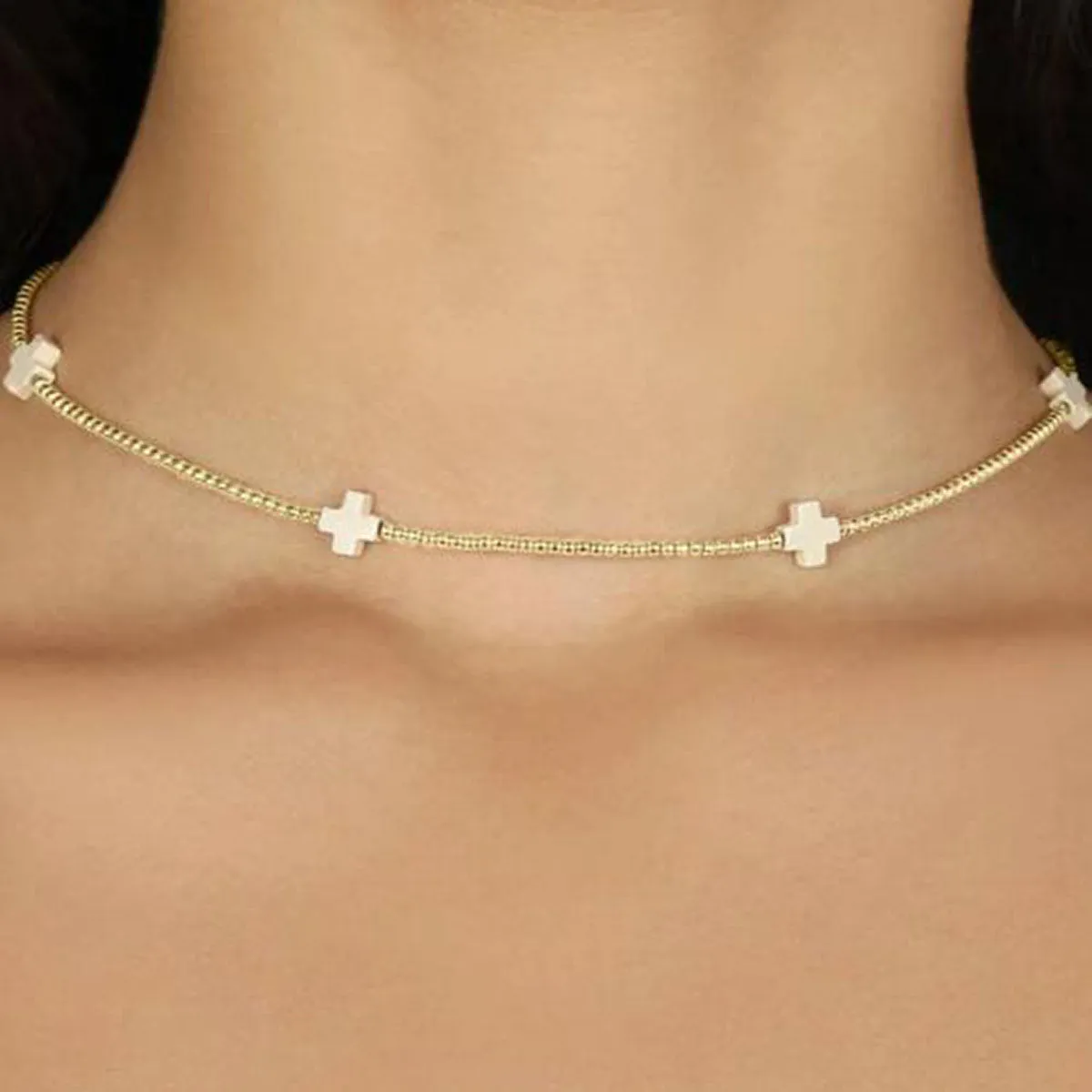 15" Choker Sig. Cross - Off Wht. 2mm