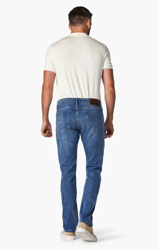34 Heritage Courage Straight Leg Jeans in Mid Urban