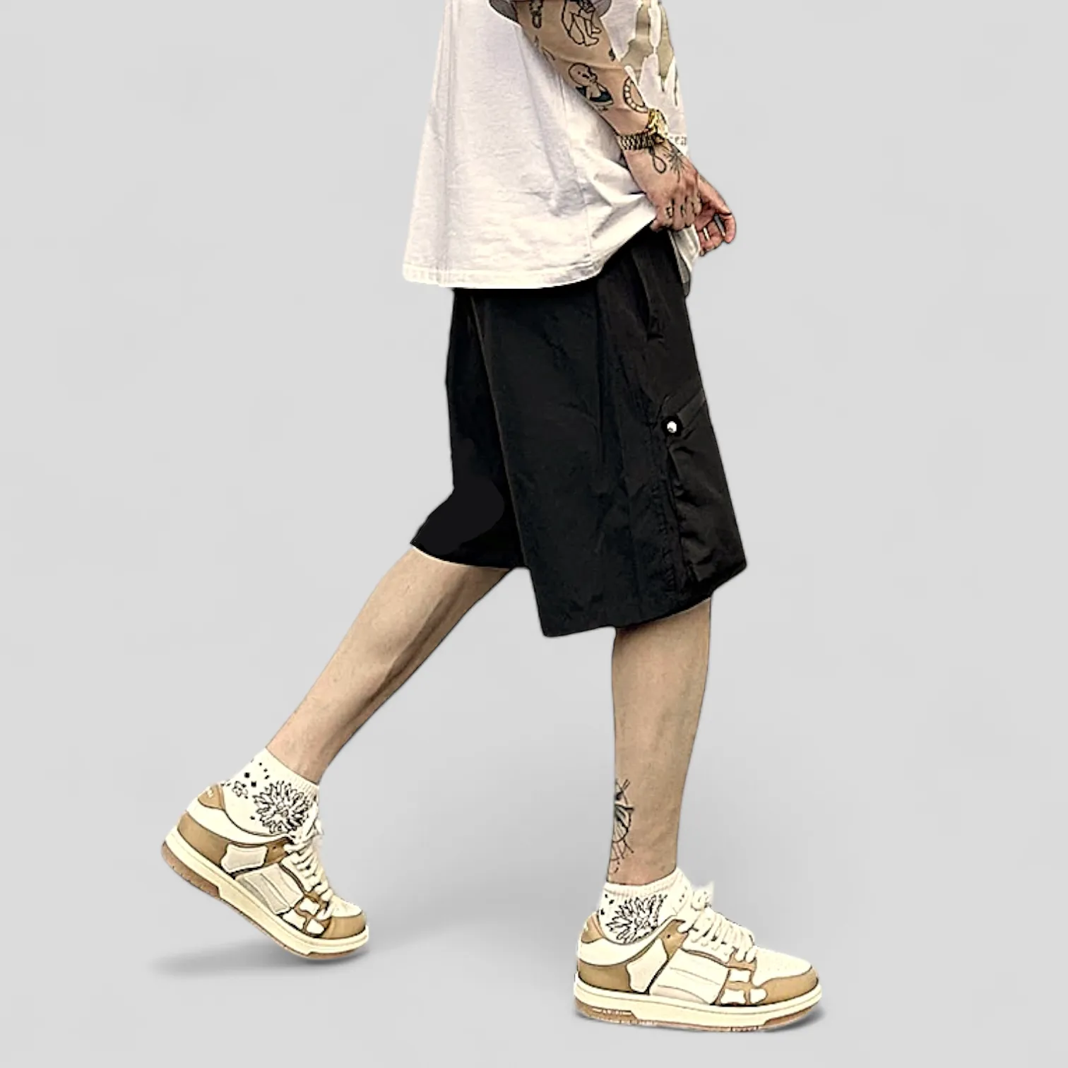 Baggy fit large front pocket cargo pants