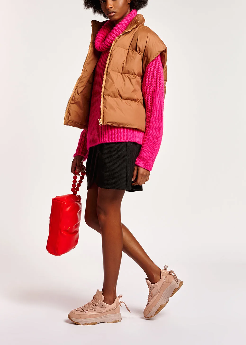 Brown sleeveless puffer jacket