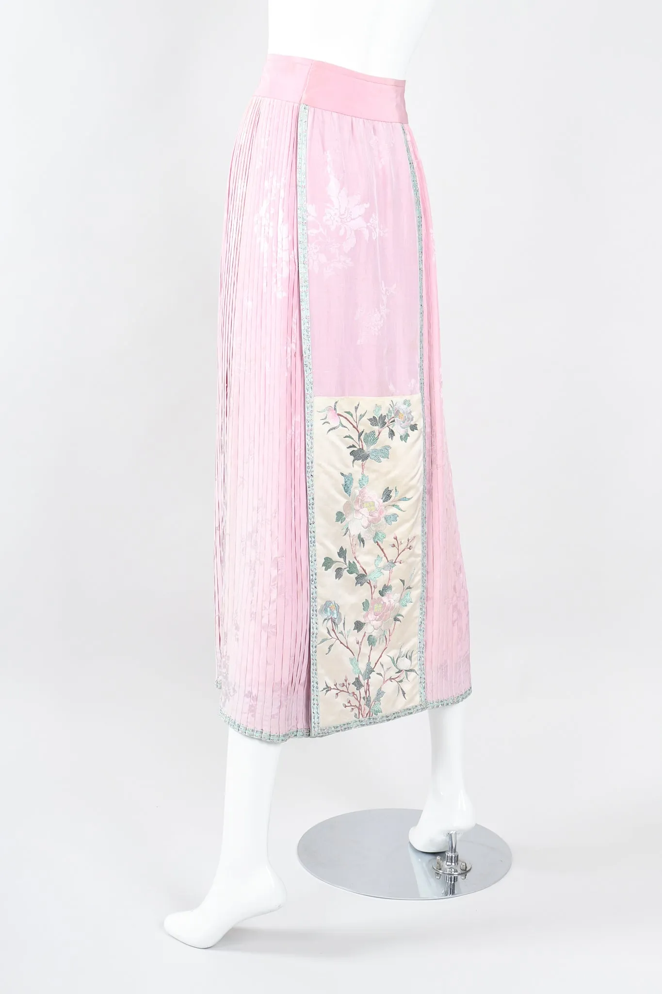Chinese Spring Blossom Pleated Skirt