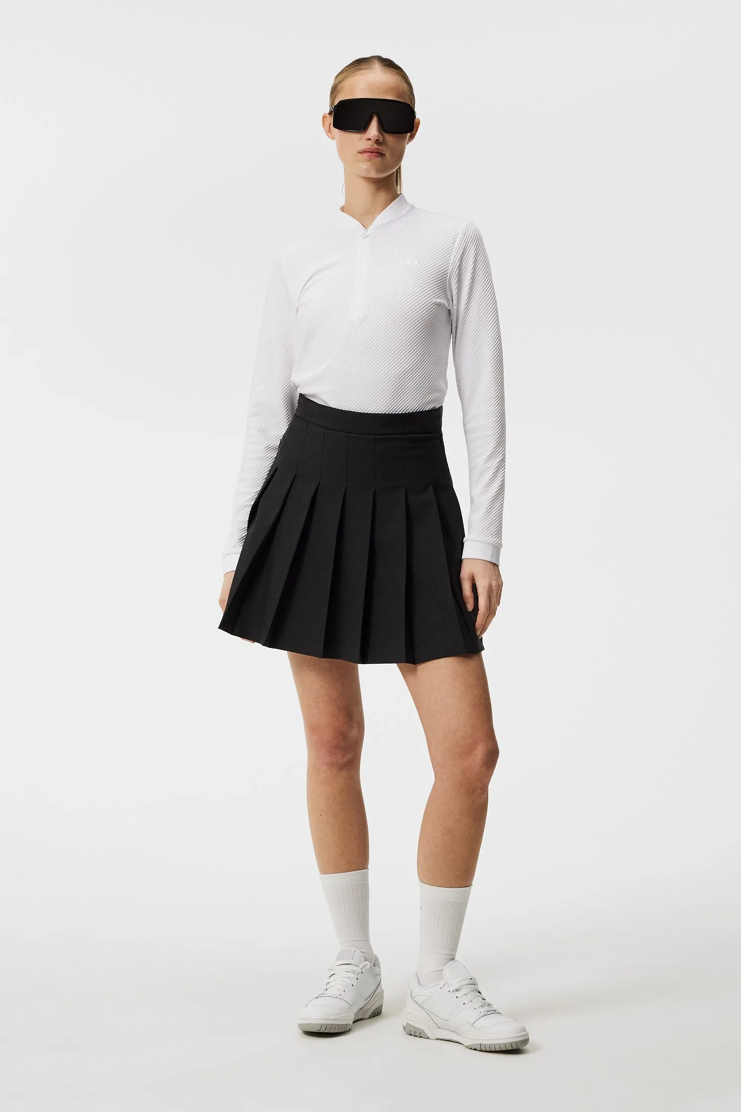 Leonora Mid Layer / White