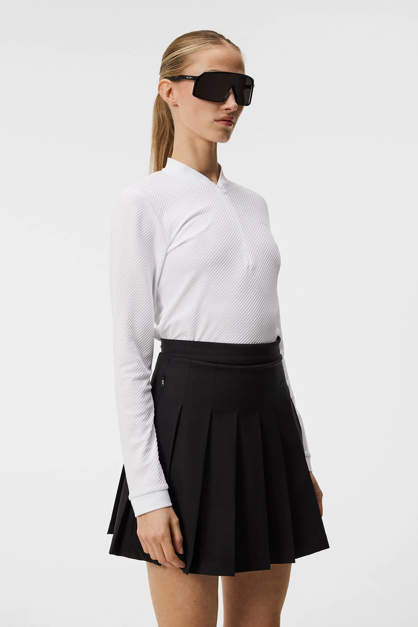 Leonora Mid Layer / White