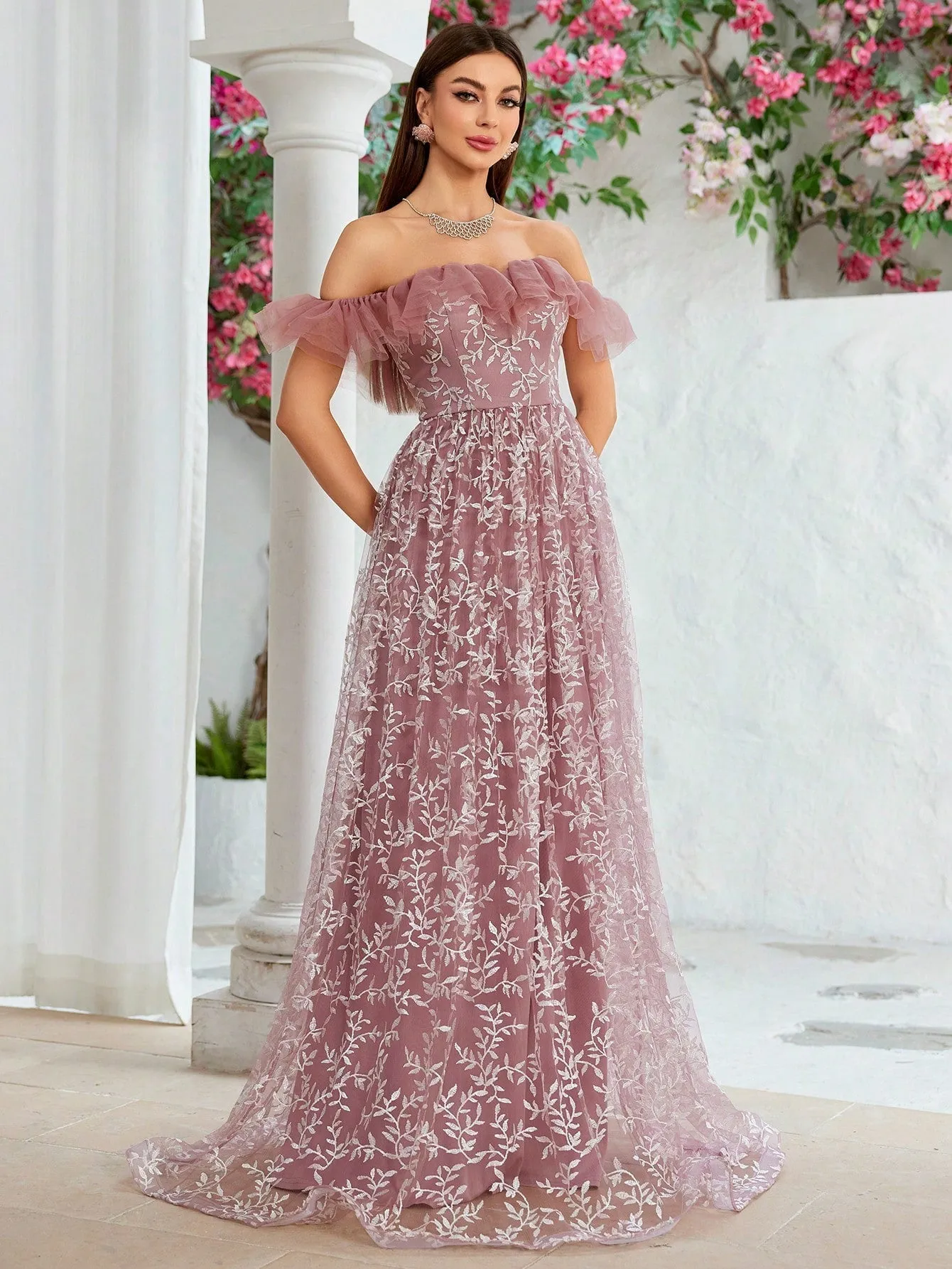 Off Shoulder Embroidery Slim Fit Evening Dress