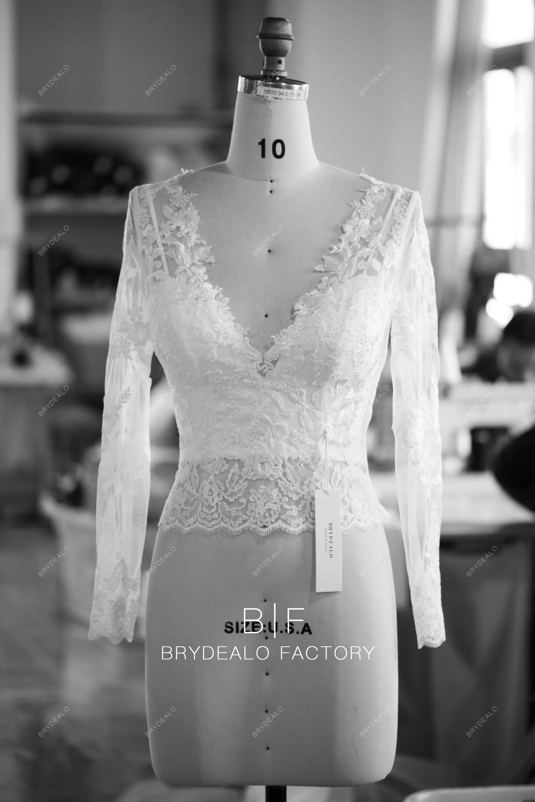 V-neck Lace Bridal Bolero Spaghetti Strap Crepe Wedding Separates