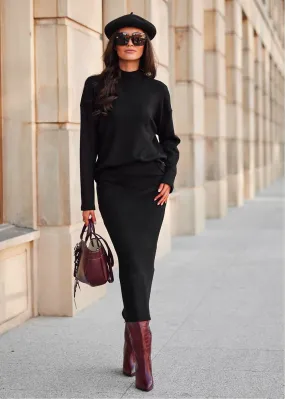 Warm knitted midi-length skirt