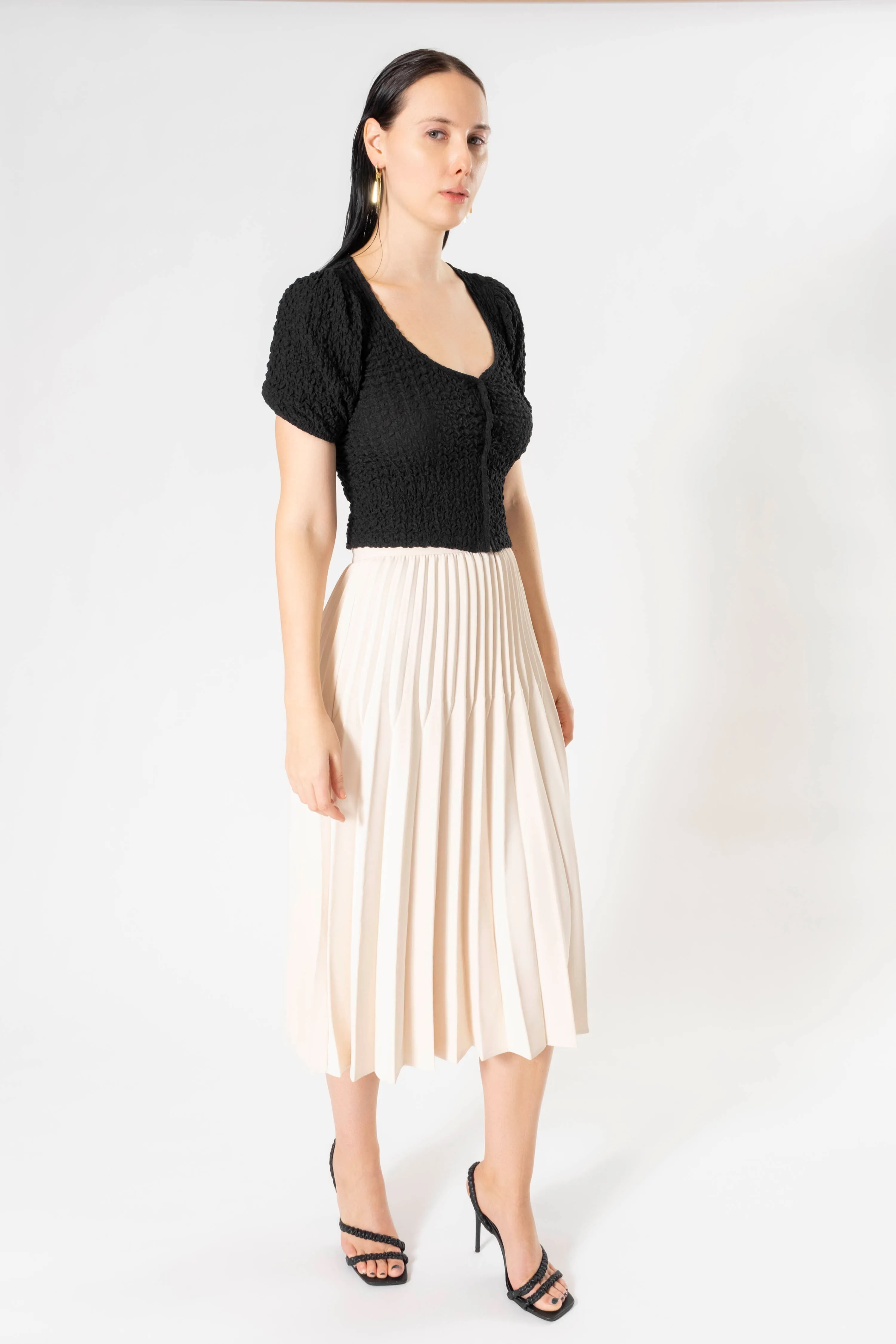 Woven Button Up Cropped Puff Sleeve Shrug Top