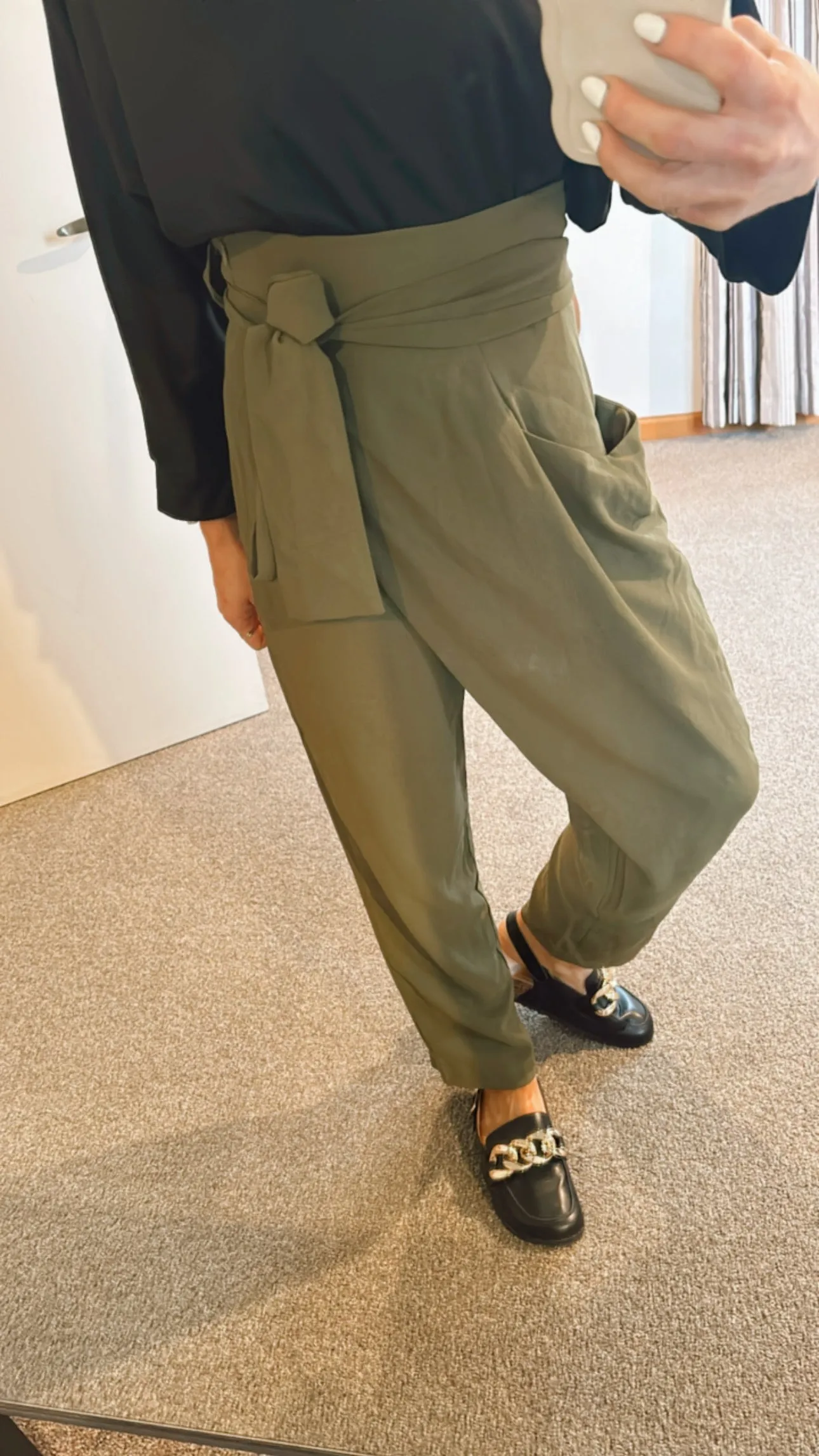 Wrap tie detail green pants