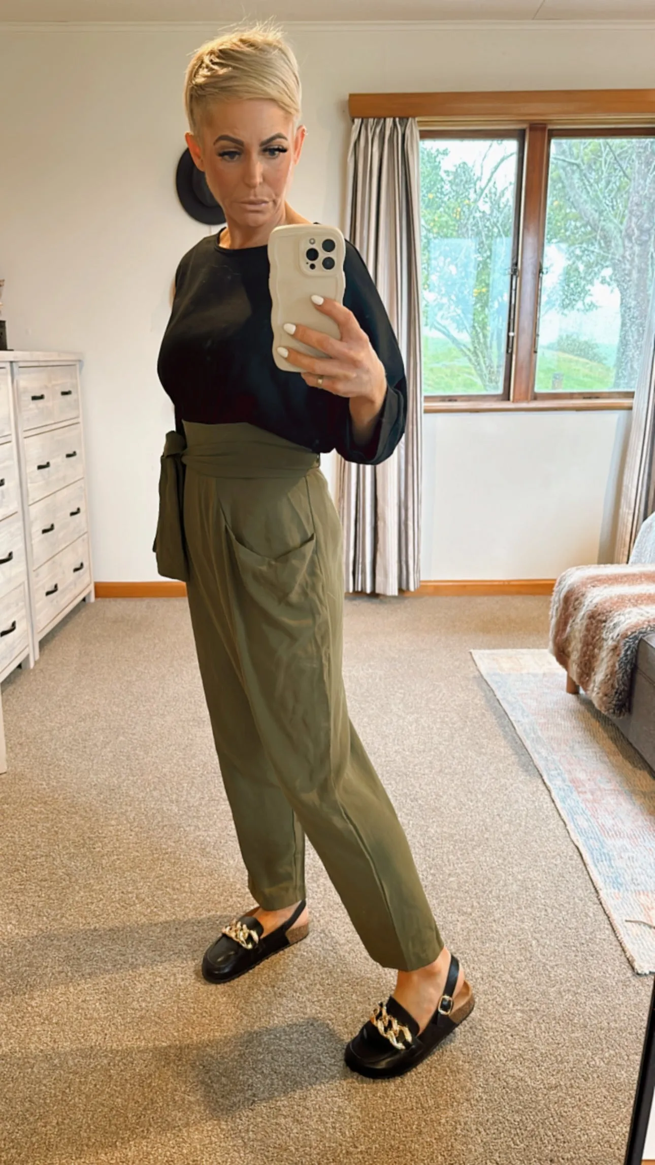 Wrap tie detail green pants